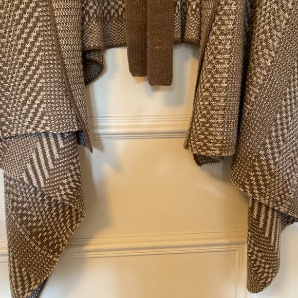 Bebe long sleeve cardigan sweater medium - Picture 4 of 15